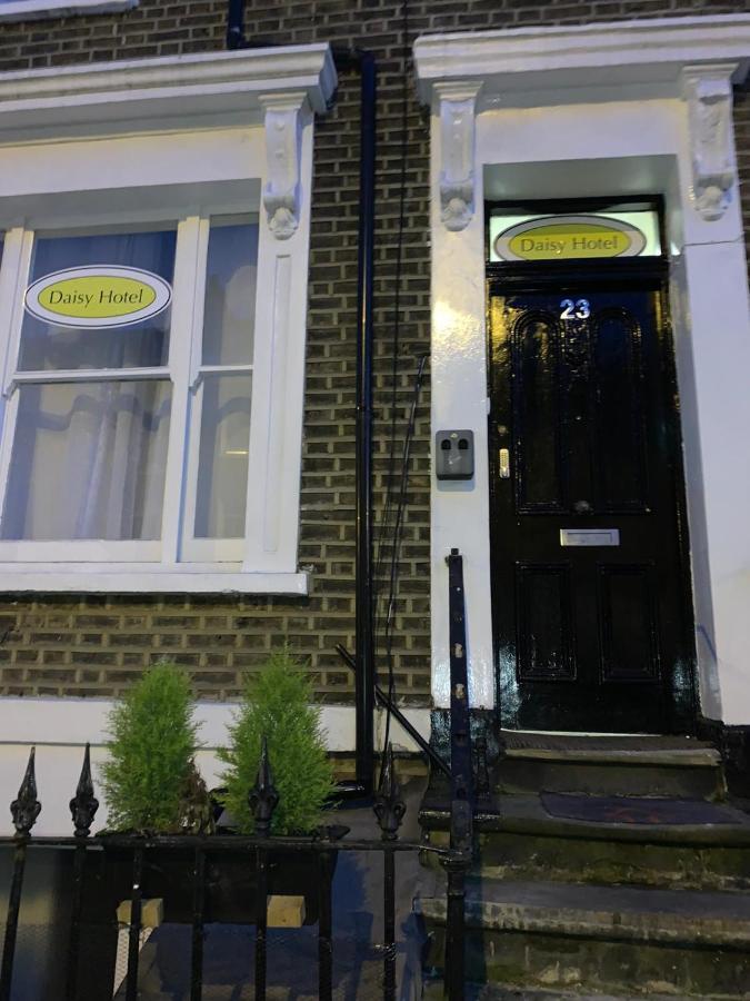 Daisy Hotel Londra Exterior foto